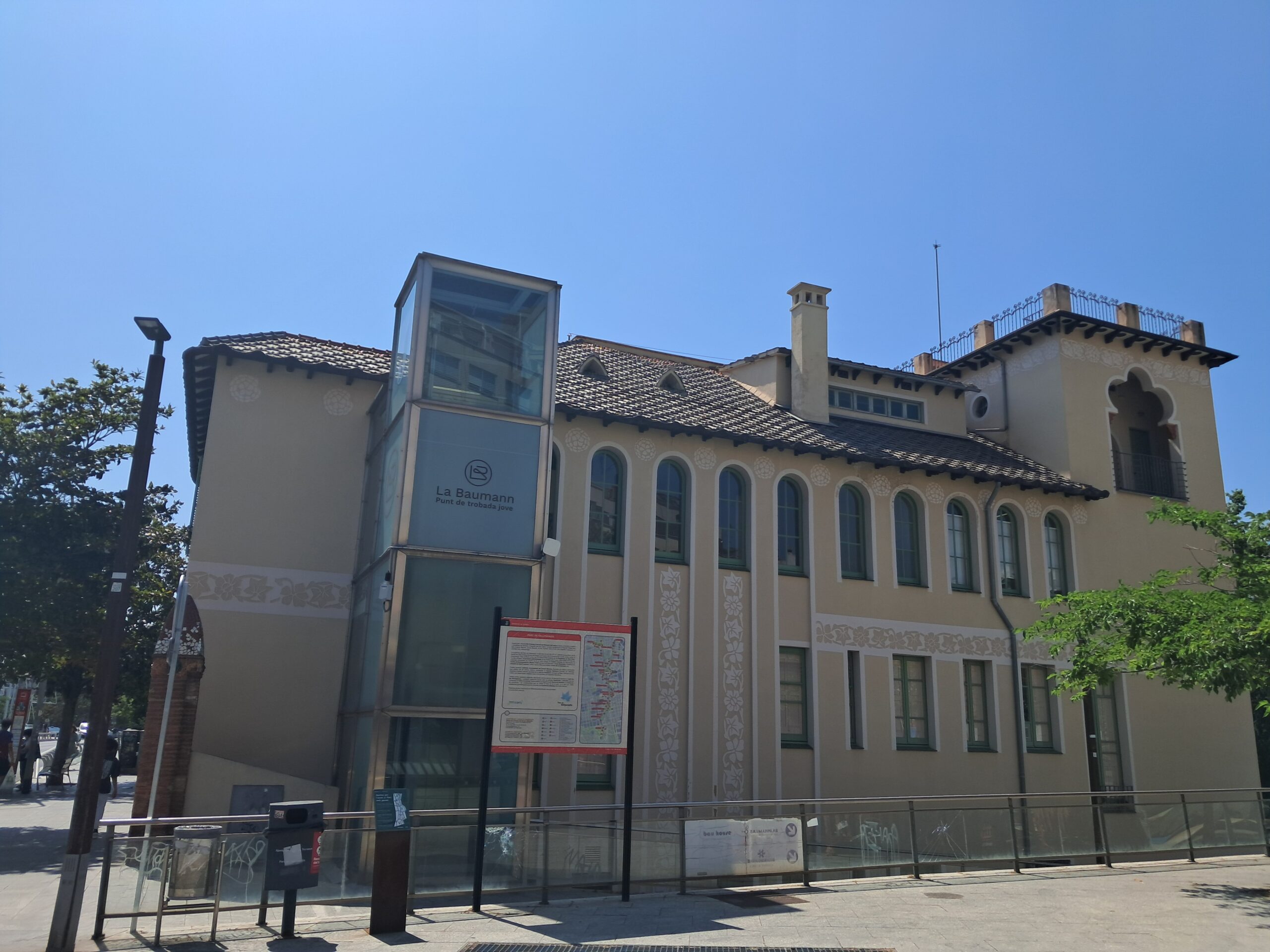 La Casa Baumann vista des de la seva fa&ccedil;ana m&eacute;s popular